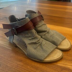 Blowfish Malibu Brown Gray Balla Strappy Sandals Size 8